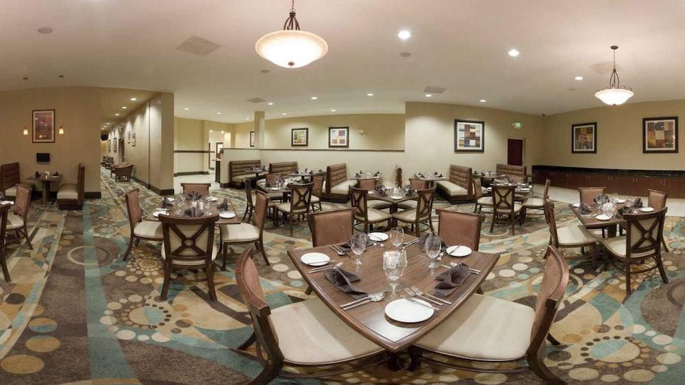 Holiday Inn Hotel & Suites Beaufort At Highway 21 By Ihg מראה חיצוני תמונה